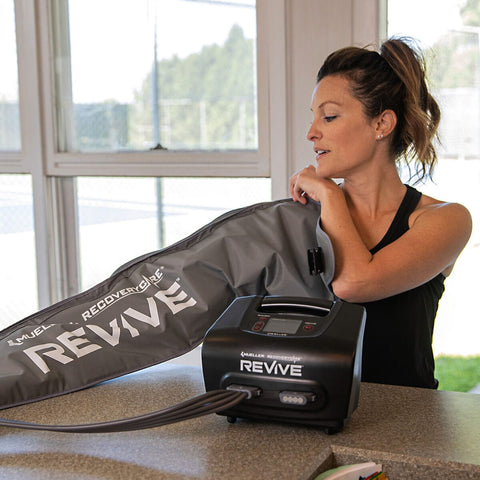 Mueller REVIVE Compression Arm Sleeve RG500
